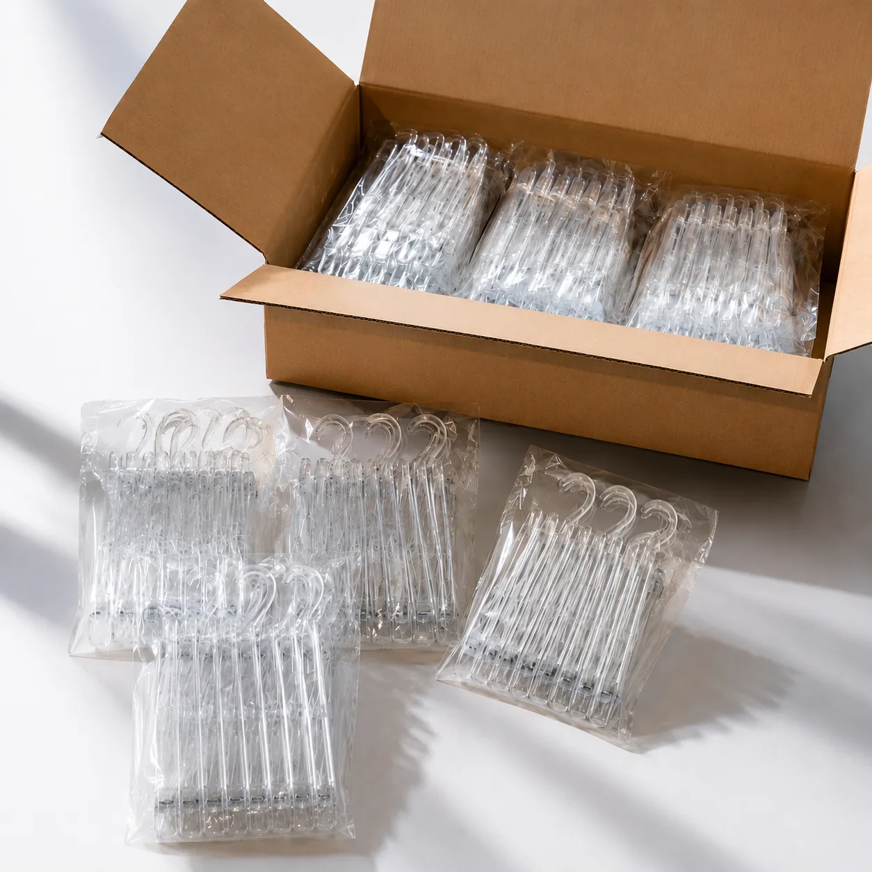 Packaging spécifique cintres PMP Cintres